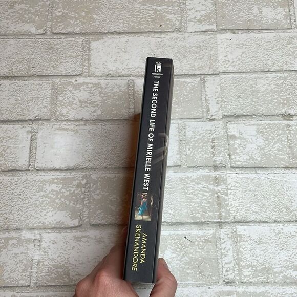 The second life of mirielle west book - Picture 5 of 13